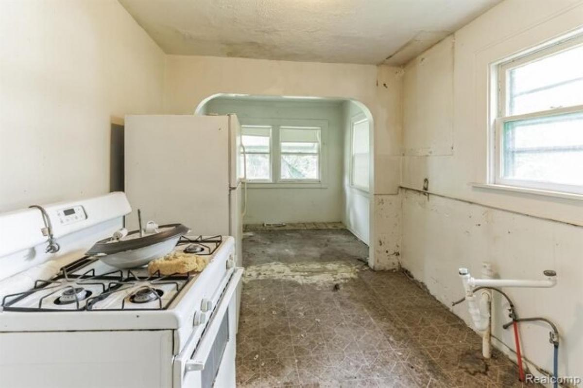 Picture of Home For Sale in Lansing, Michigan, United States