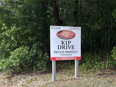 Residential Land For Sale in Edwards, Missouri
