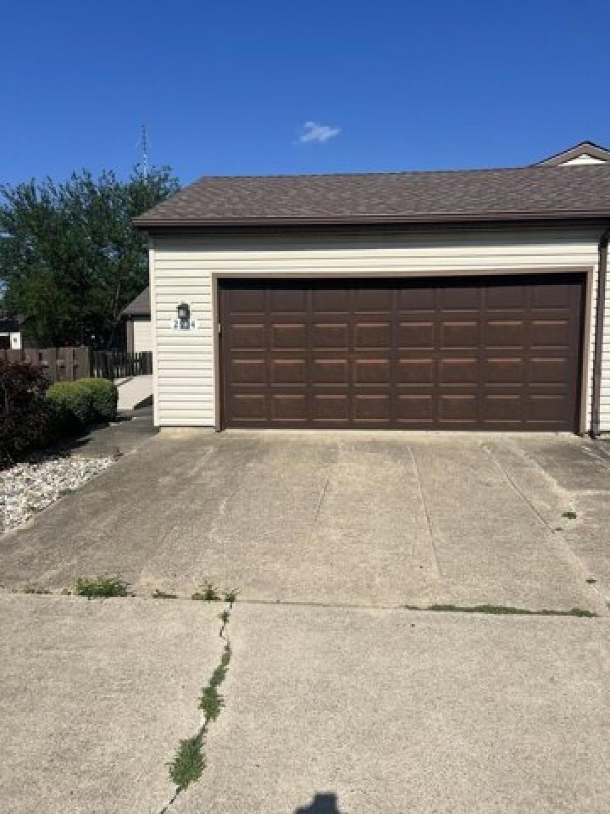 Picture of Home For Sale in Champaign, Illinois, United States