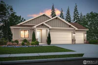 Home For Sale in Windsor, Colorado