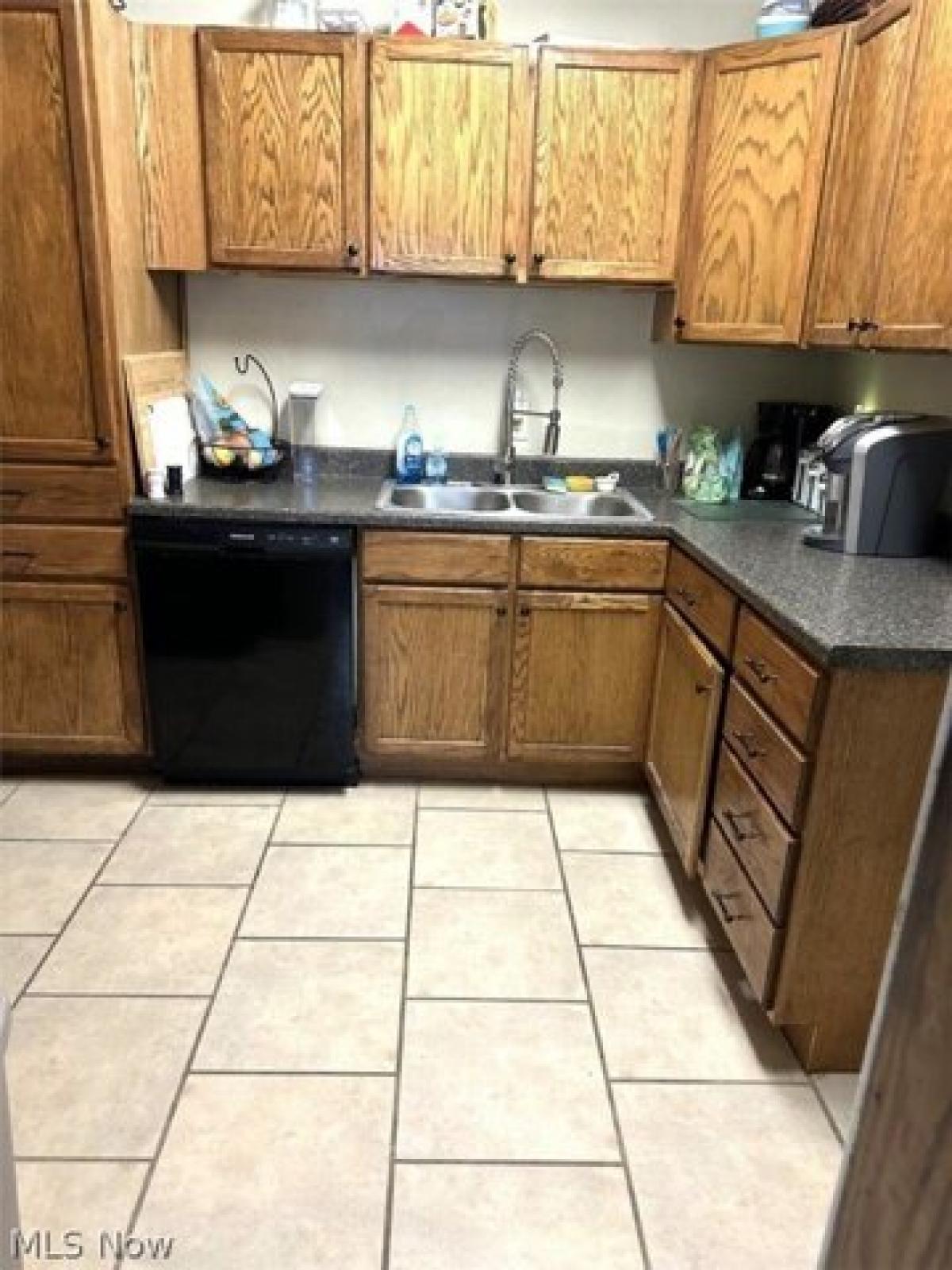 Picture of Home For Sale in Ashtabula, Ohio, United States