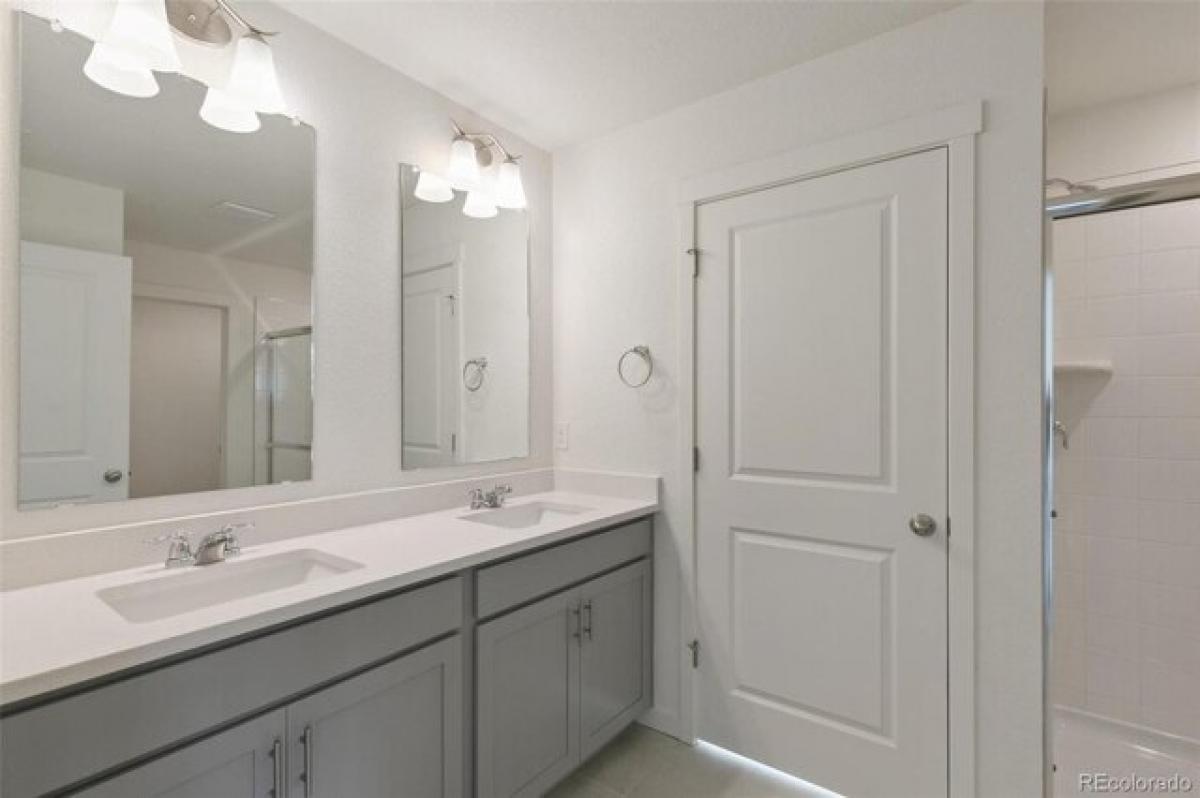 Picture of Home For Sale in Brighton, Colorado, United States