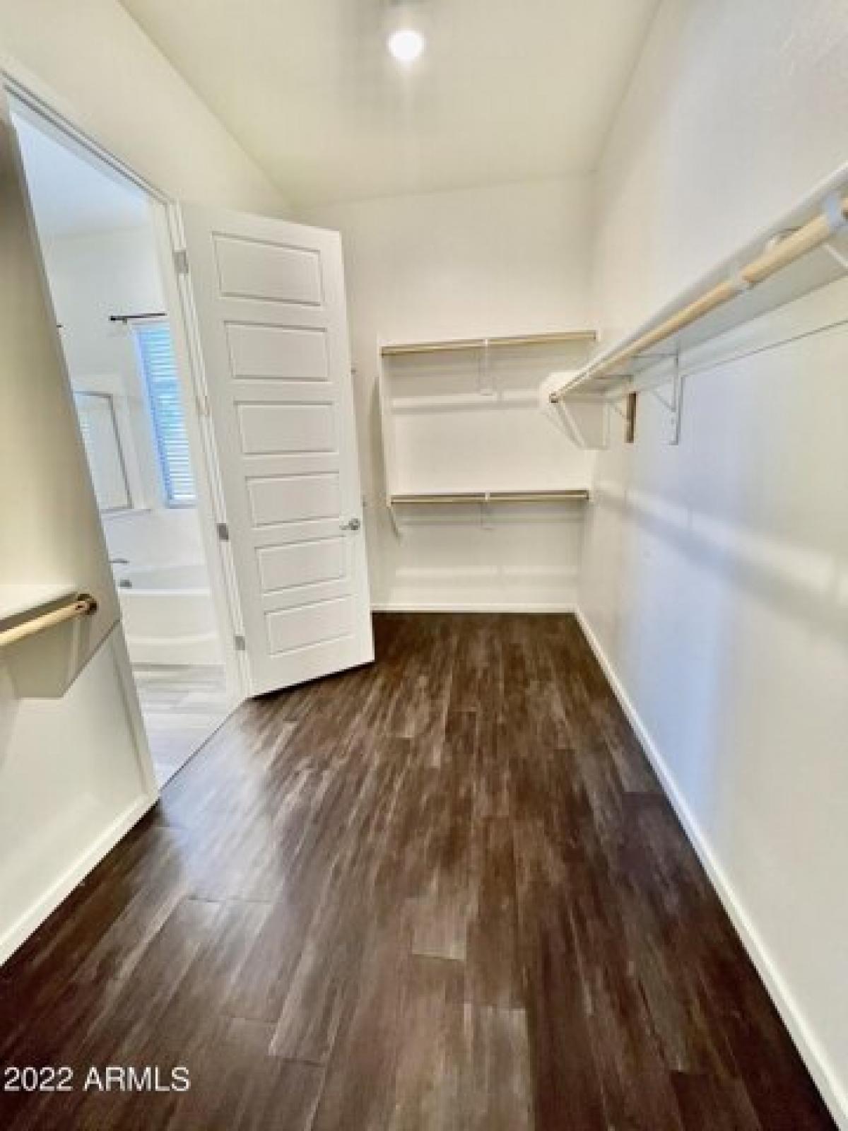 Picture of Home For Sale in Surprise, Arizona, United States