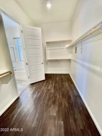 Home For Sale in Surprise, Arizona