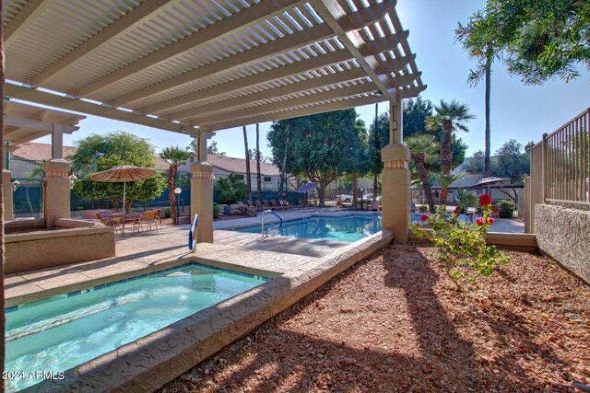 Picture of Home For Sale in Chandler, Arizona, United States