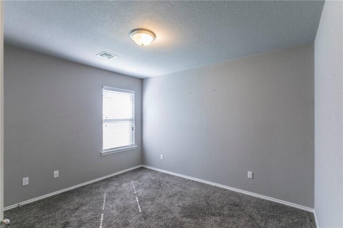 Picture of Home For Sale in Waco, Texas, United States