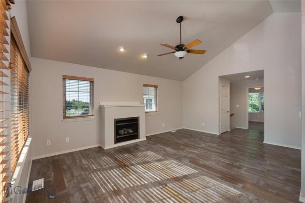 Picture of Home For Sale in Bozeman, Montana, United States