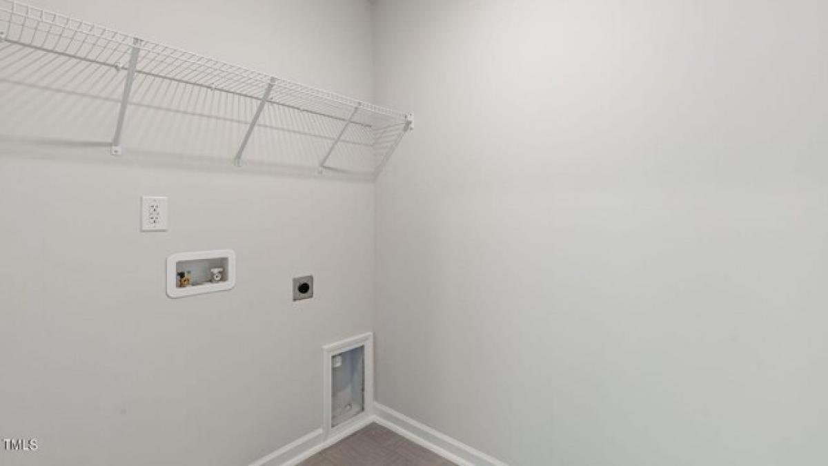 Picture of Home For Sale in Fuquay Varina, North Carolina, United States