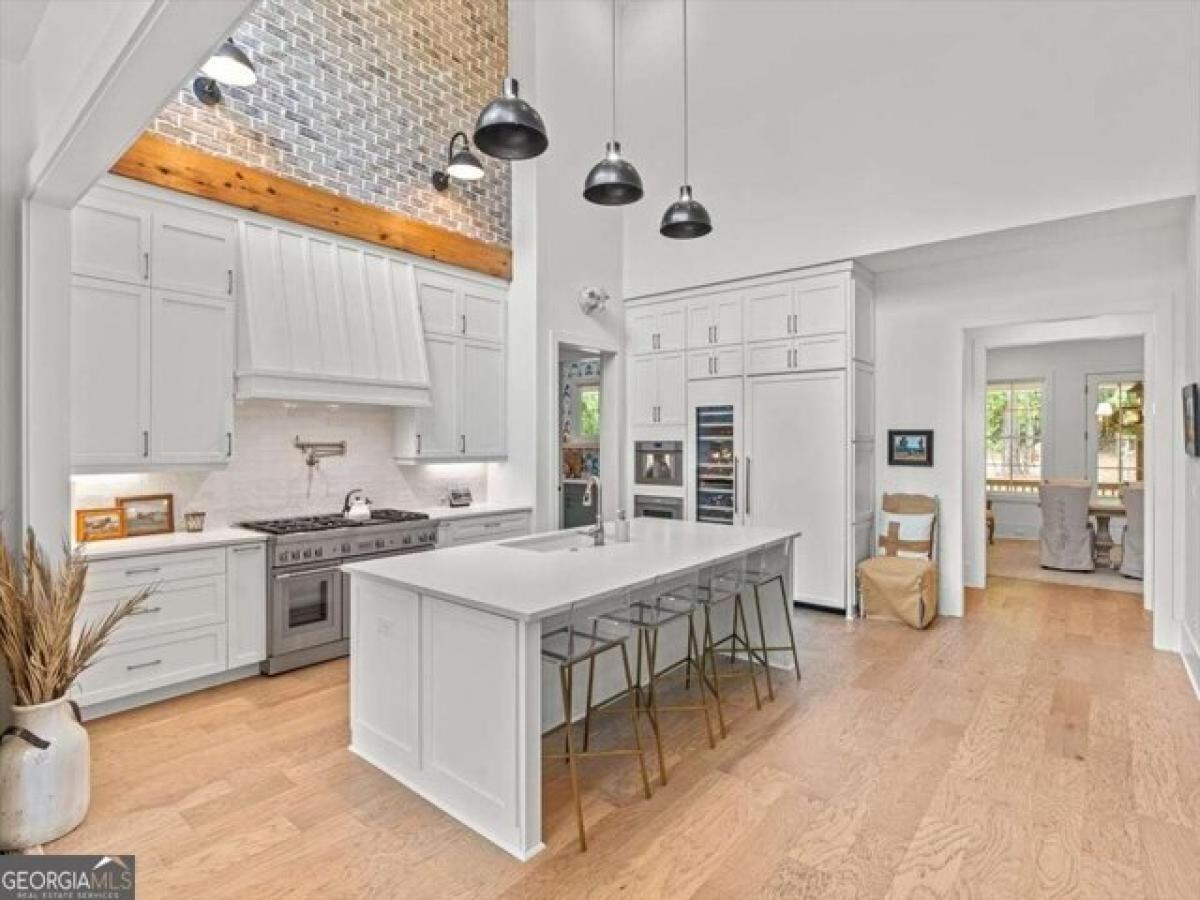 Picture of Home For Sale in Roswell, Georgia, United States