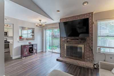 Home For Sale in Schaumburg, Illinois