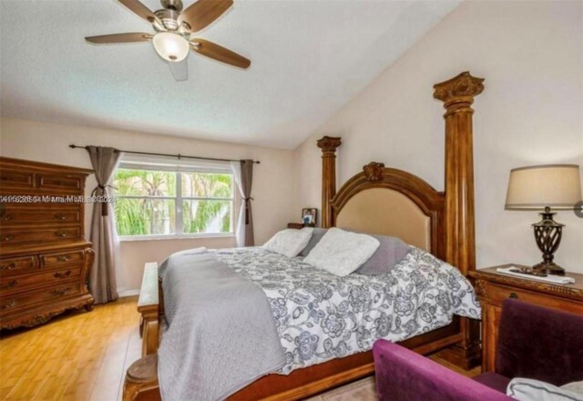 Picture of Home For Sale in Davie, Florida, United States