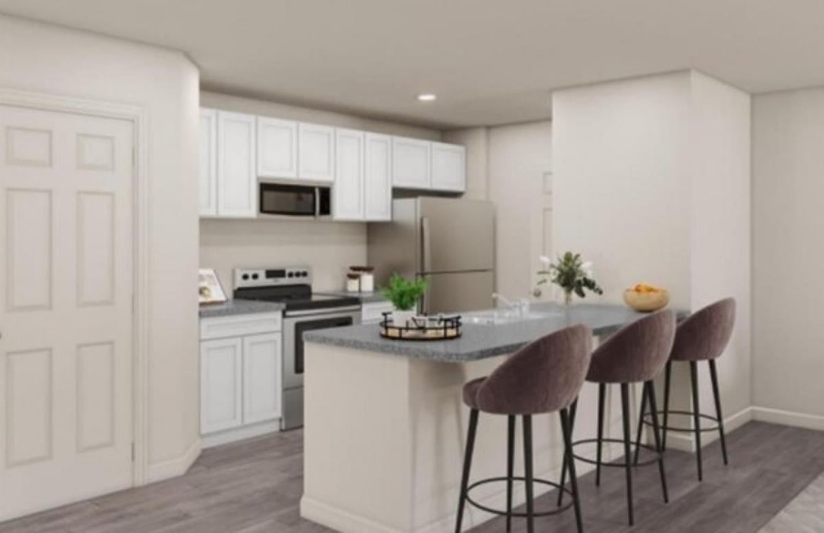 Picture of Home For Sale in Cleveland, Texas, United States