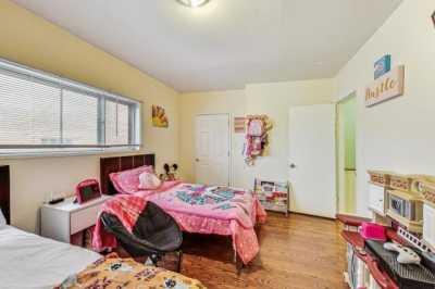 Home For Sale in Skokie, Illinois