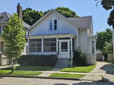 Home For Sale in Racine, Wisconsin
