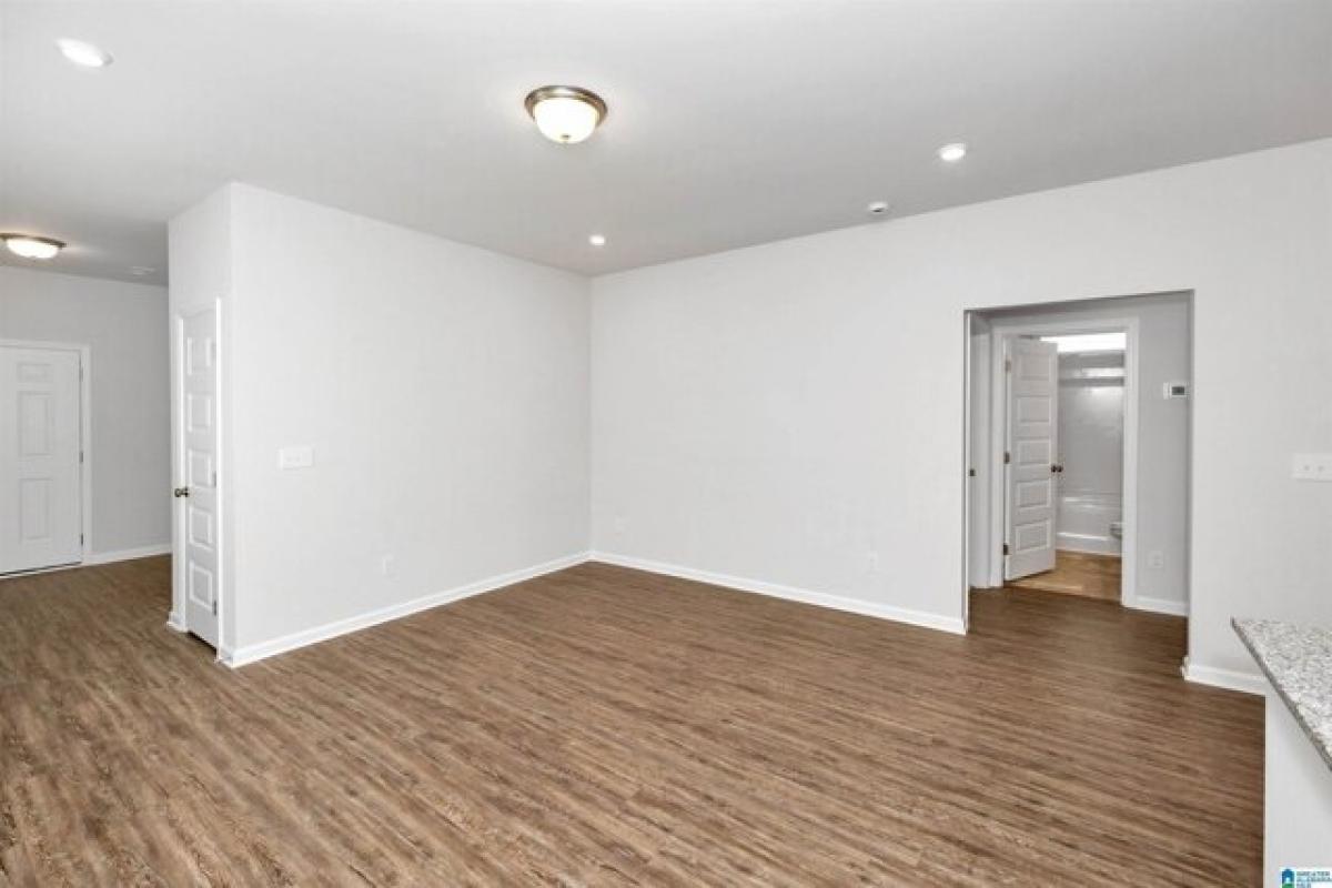 Picture of Home For Sale in Bessemer, Alabama, United States