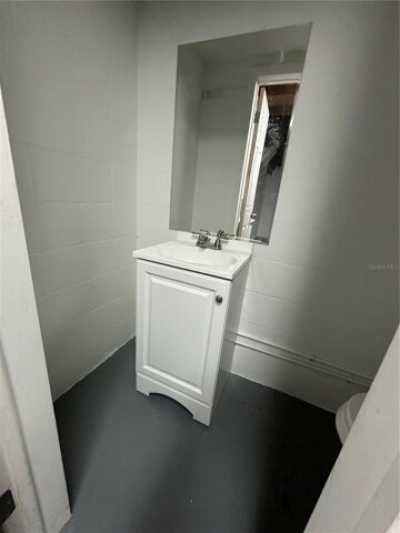 Home For Sale in Holiday, Florida