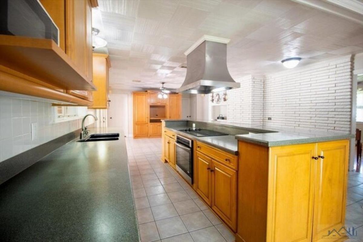 Picture of Home For Sale in Houma, Louisiana, United States