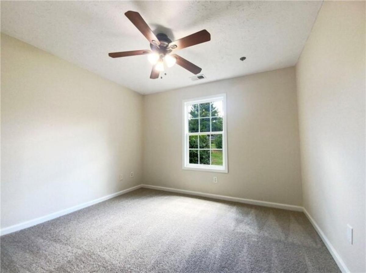 Picture of Home For Sale in Dallas, Georgia, United States