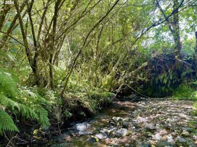 Home For Sale in Coos Bay, Oregon