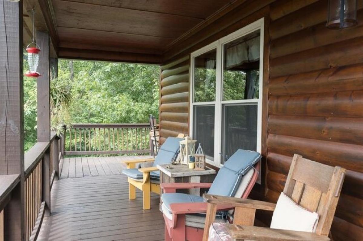 Picture of Home For Sale in Murphy, North Carolina, United States