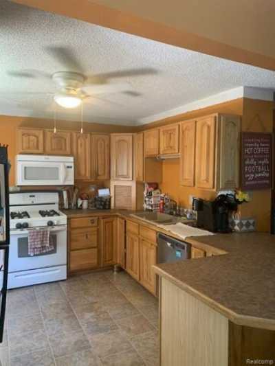 Home For Sale in Roseville, Michigan