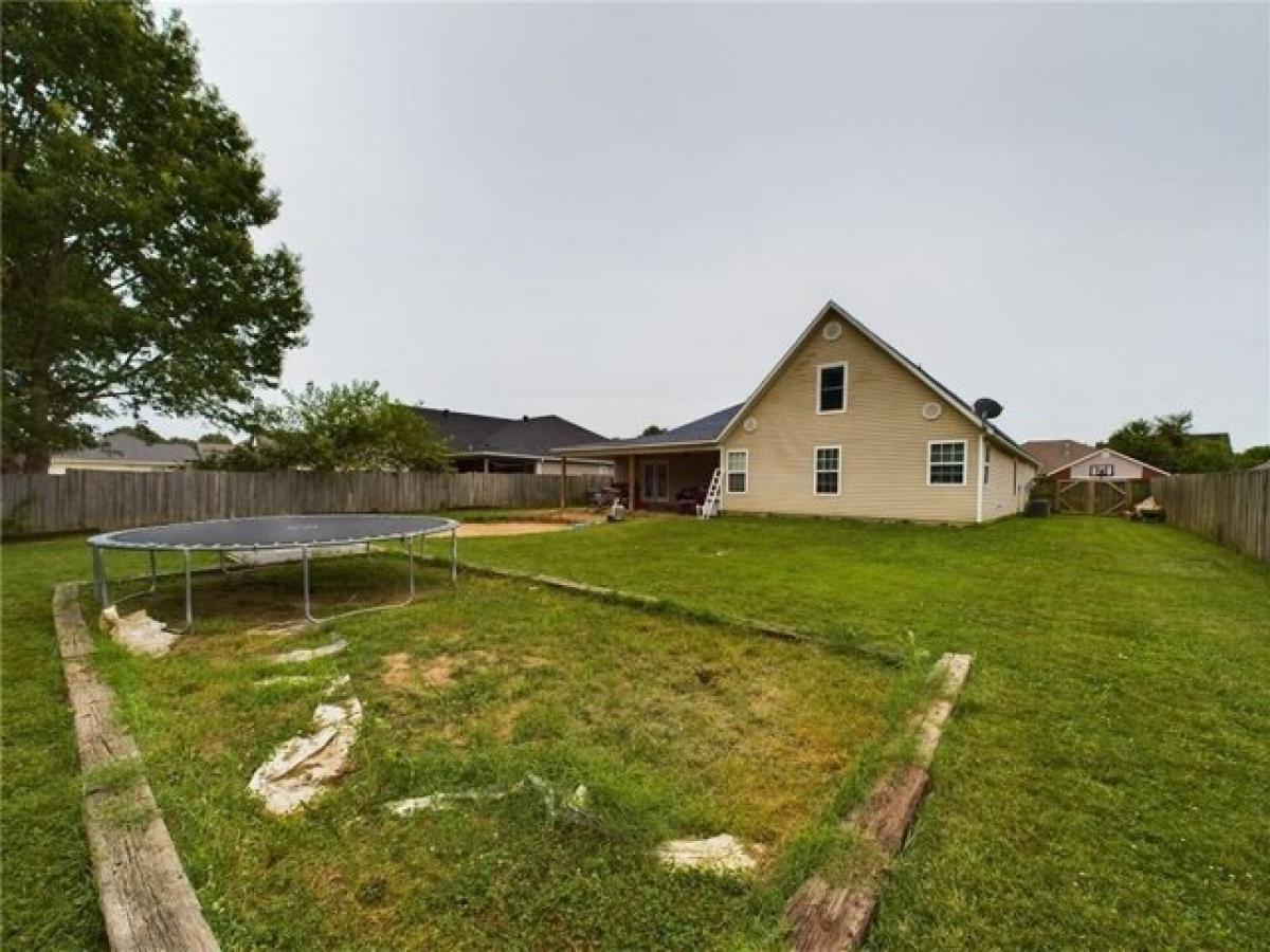 Picture of Home For Sale in Rogers, Arkansas, United States