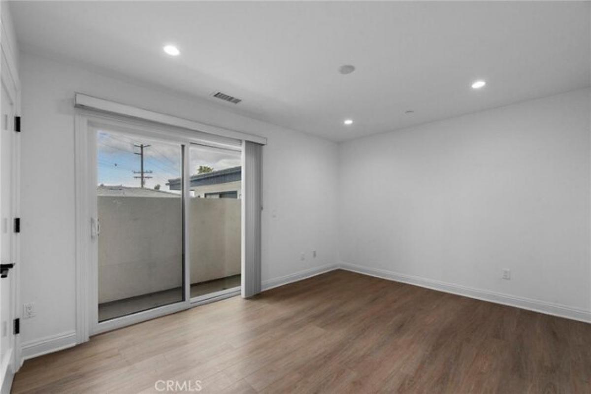 Picture of Home For Sale in Torrance, California, United States