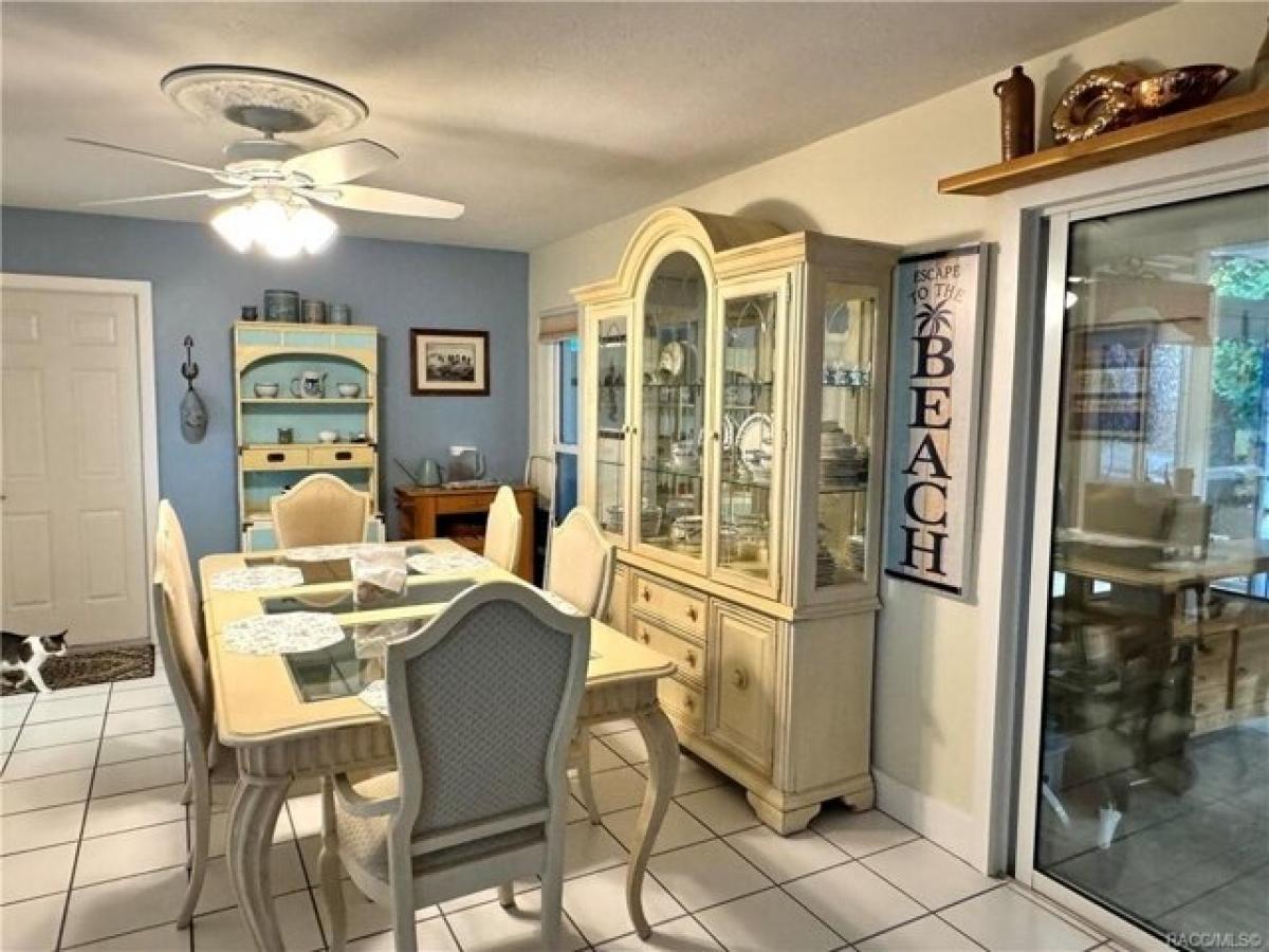 Picture of Home For Sale in Crystal River, Florida, United States