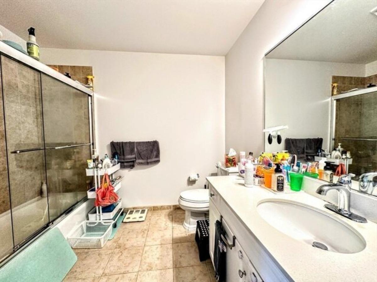 Picture of Home For Sale in Brookline, Massachusetts, United States