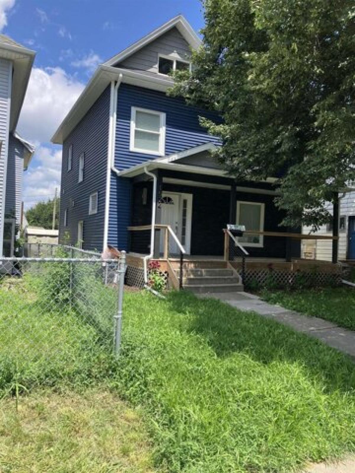 Picture of Home For Sale in Waterloo, Iowa, United States