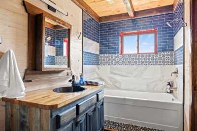 Home For Sale in Fredericksburg, Texas