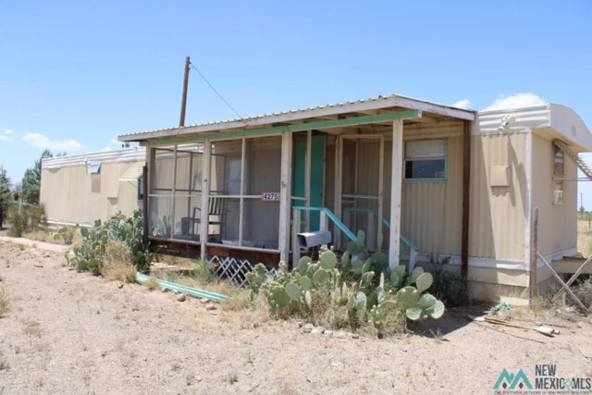 Picture of Home For Sale in Deming, New Mexico, United States