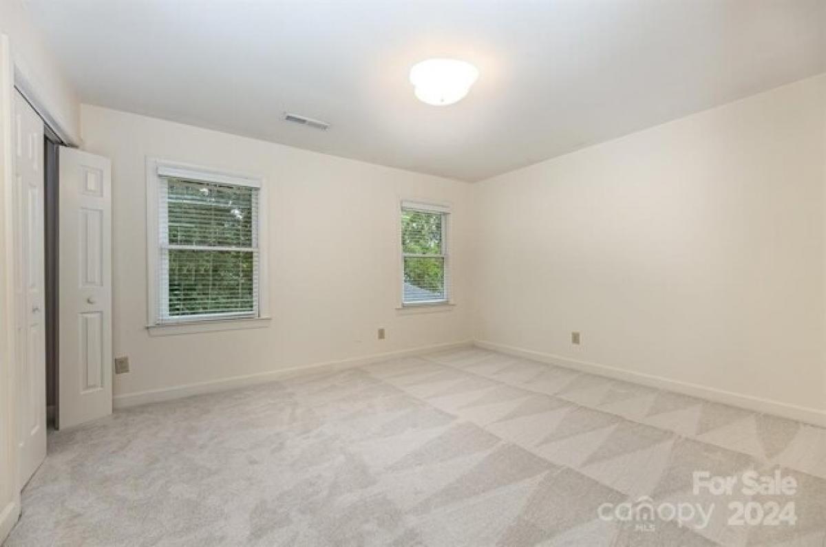 Picture of Home For Sale in Salisbury, North Carolina, United States