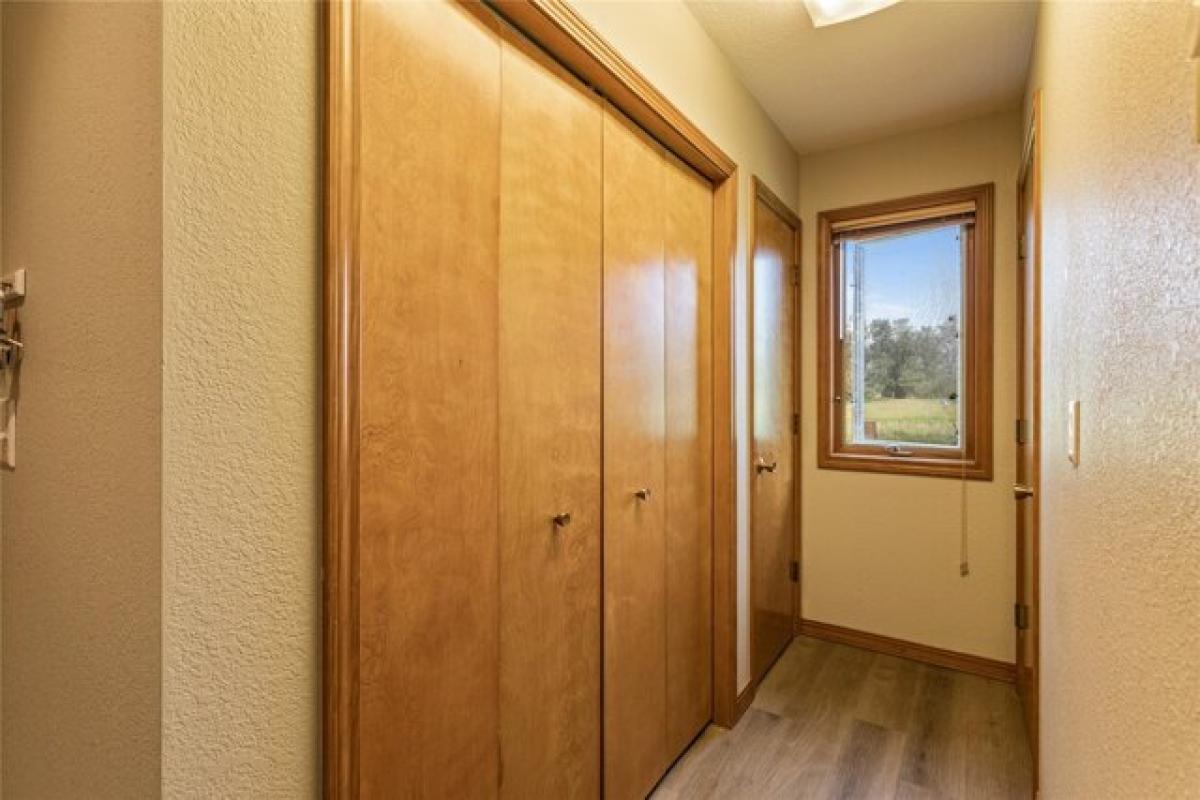 Picture of Home For Sale in Missoula, Montana, United States