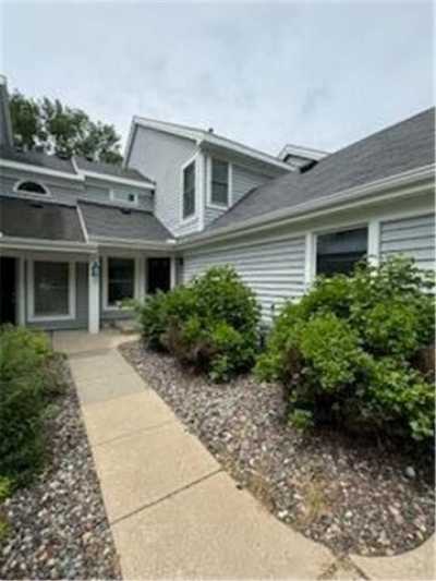Home For Sale in Eden Prairie, Minnesota