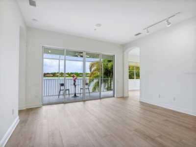 Home For Sale in Lakewood Ranch, Florida