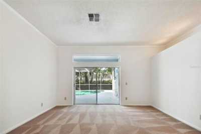 Home For Sale in Palm Harbor, Florida