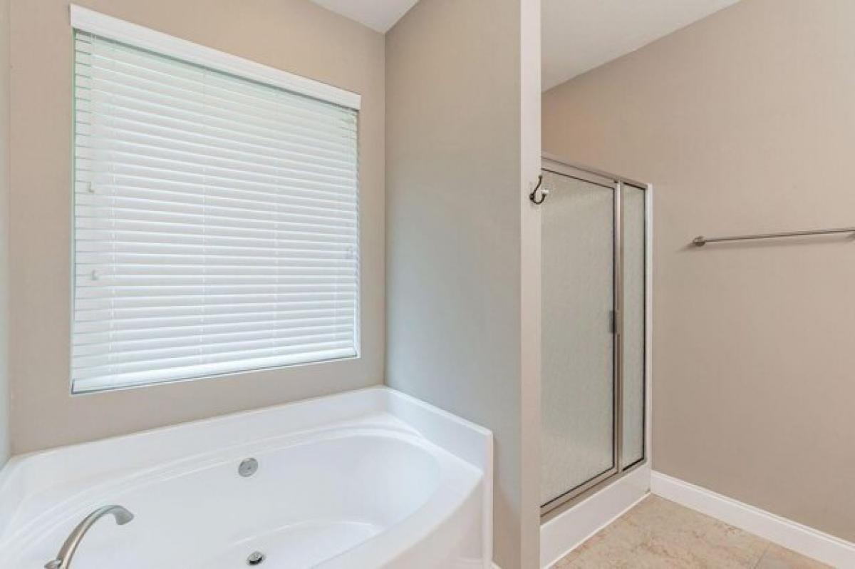 Picture of Home For Sale in Crestview, Florida, United States