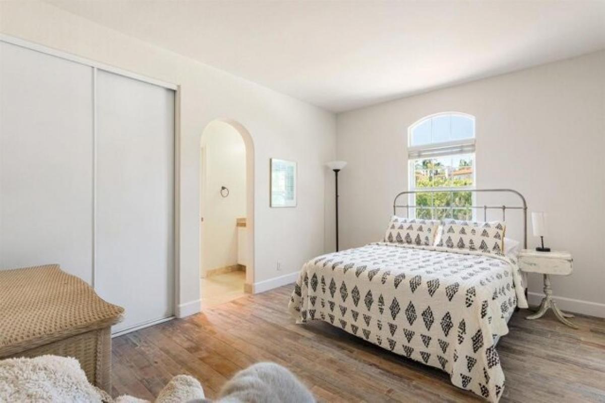 Picture of Home For Sale in Carlsbad, California, United States