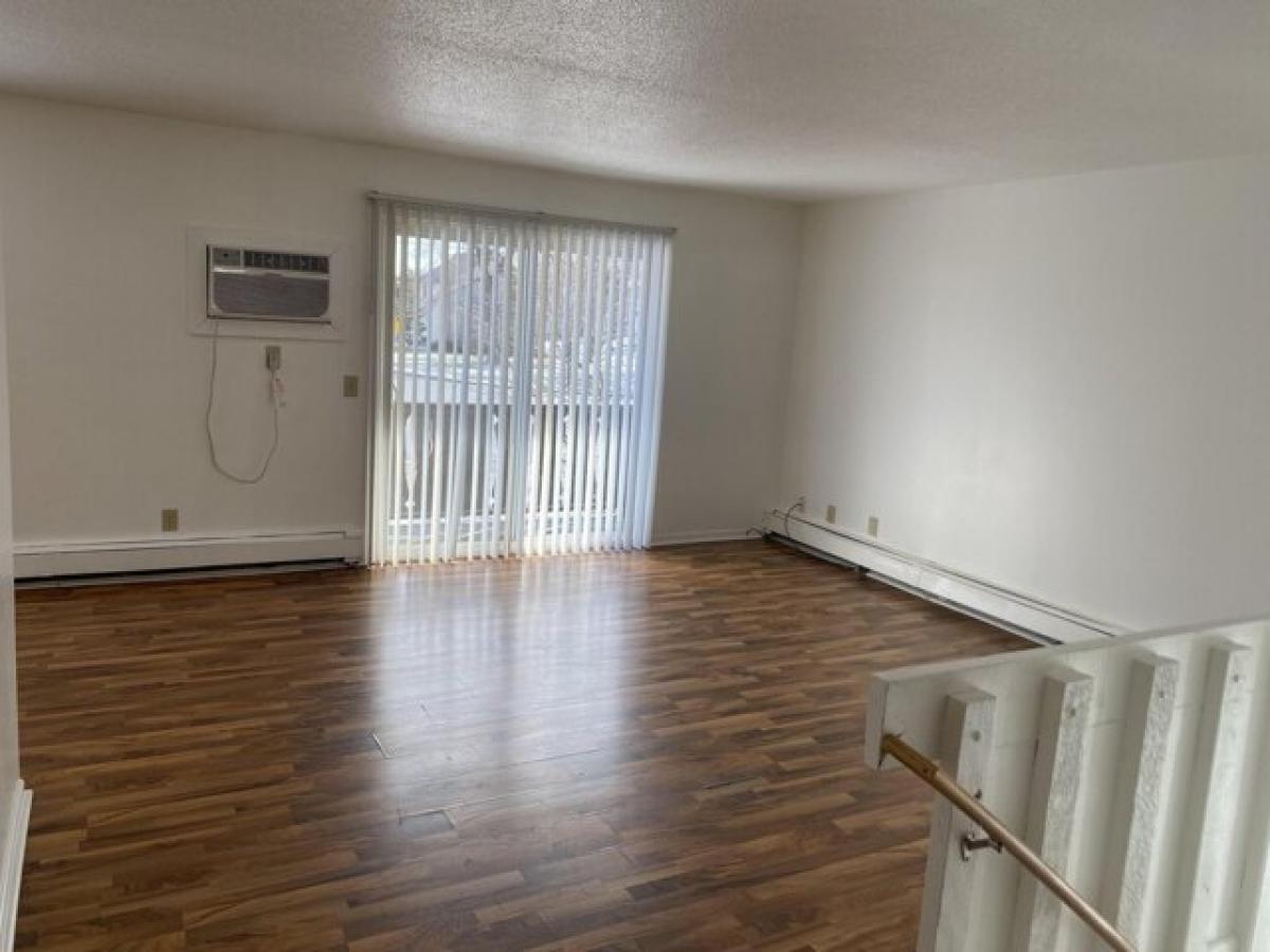 Picture of Home For Sale in Holland, Michigan, United States