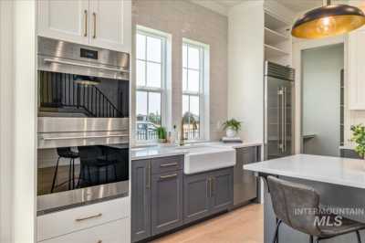 Home For Sale in Eagle, Idaho