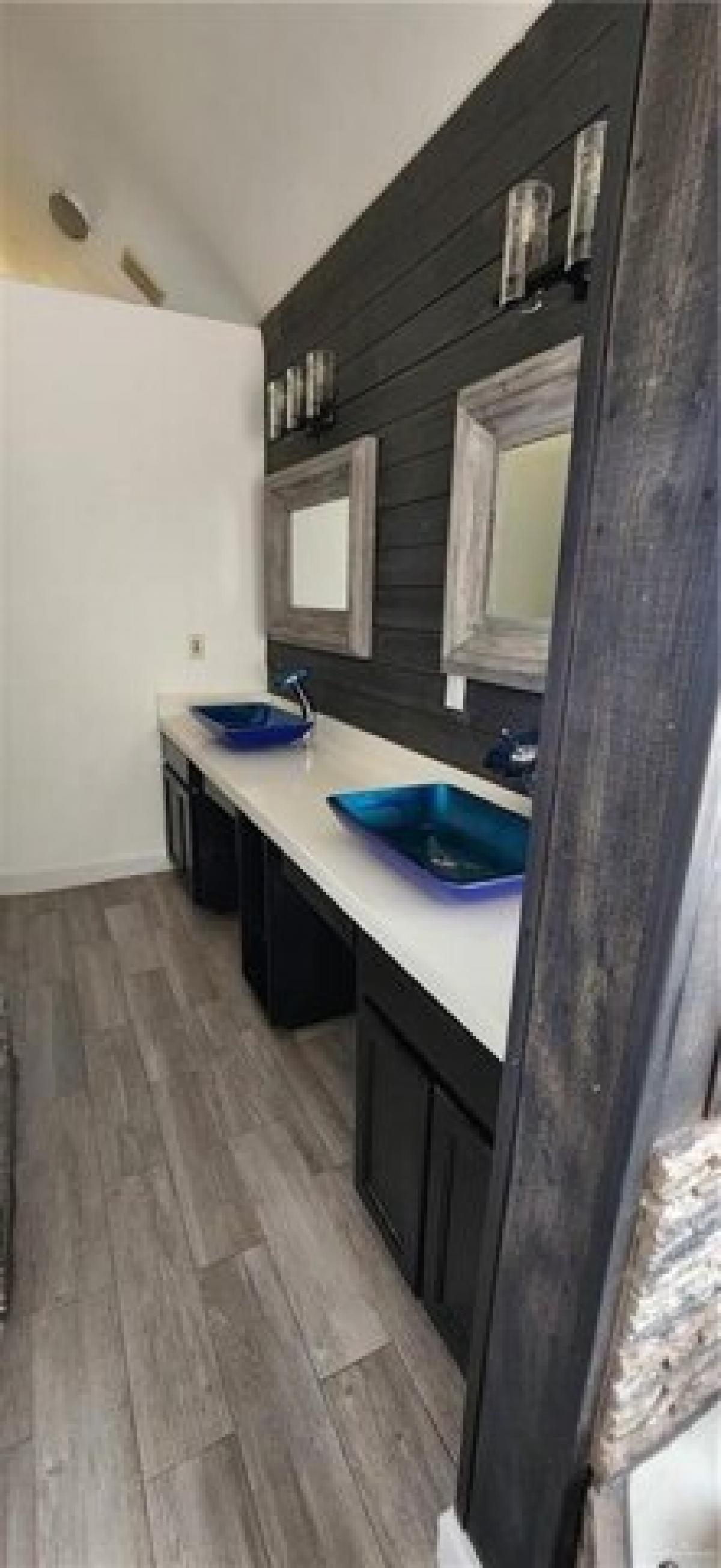 Picture of Home For Sale in McAllen, Texas, United States