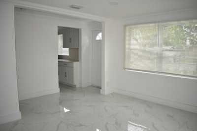 Home For Rent in Pompano Beach, Florida