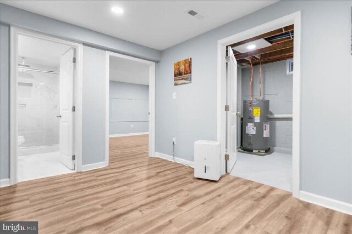 Picture of Home For Sale in Norristown, Pennsylvania, United States