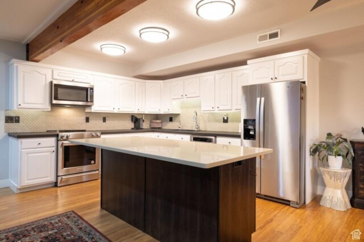 Picture of Home For Sale in Salt Lake City, Utah, United States