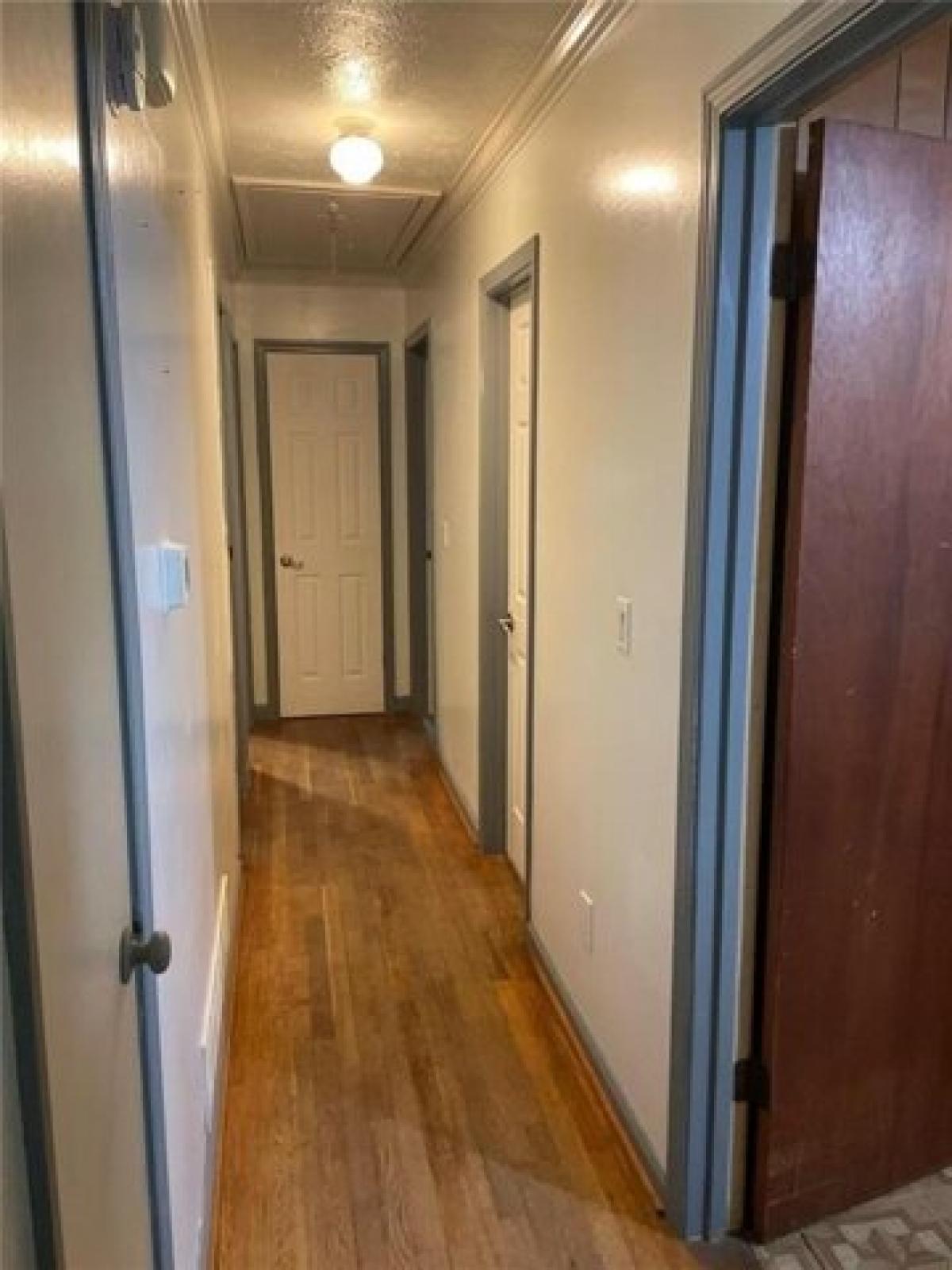 Picture of Home For Sale in Lilburn, Georgia, United States