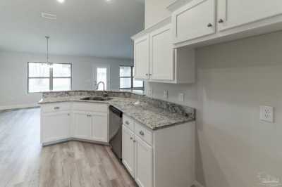 Home For Sale in Milton, Florida