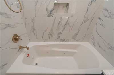 Home For Sale in Rock Hill, New York