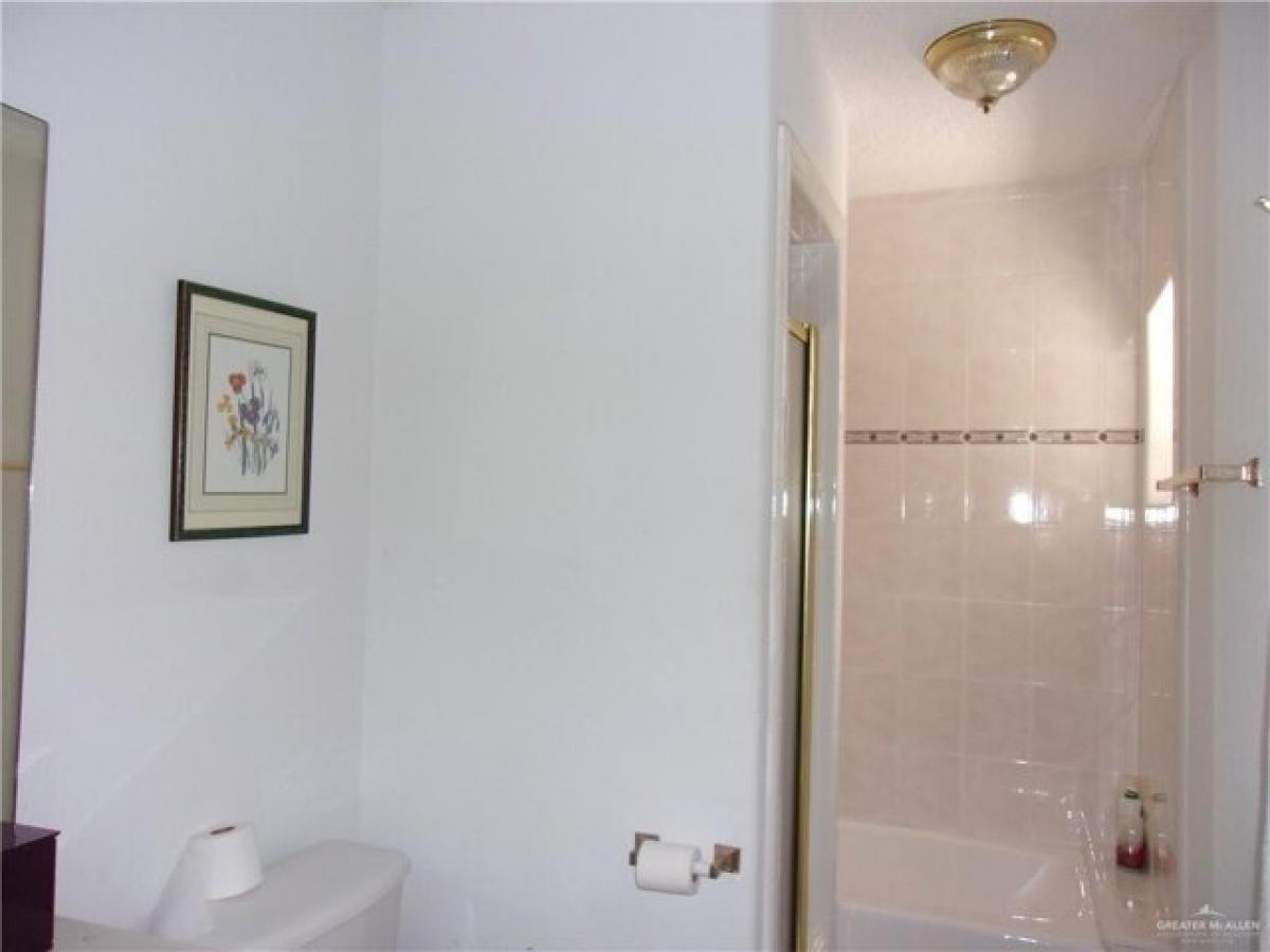 Picture of Home For Sale in Pharr, Texas, United States