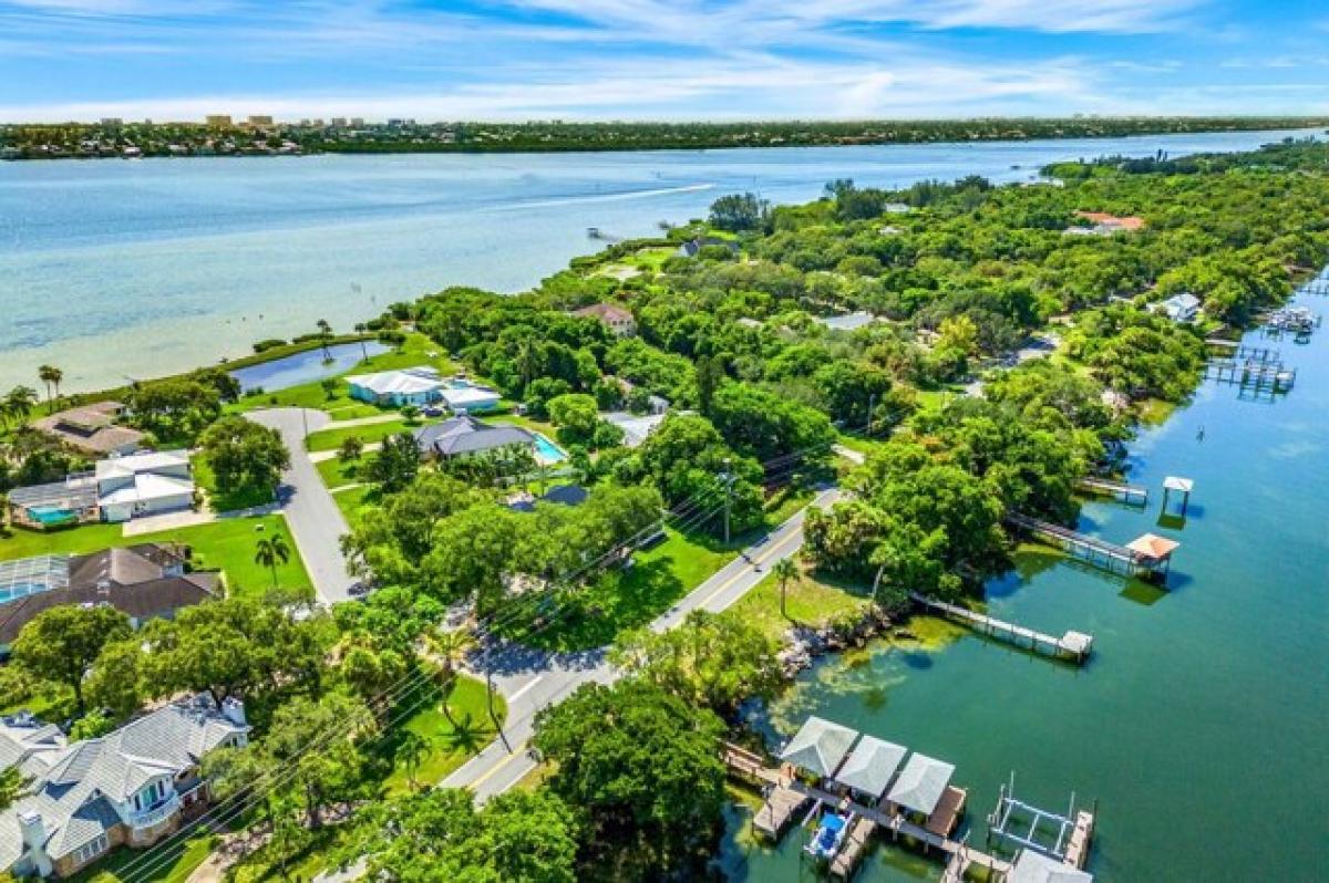 Picture of Home For Sale in Merritt Island, Florida, United States